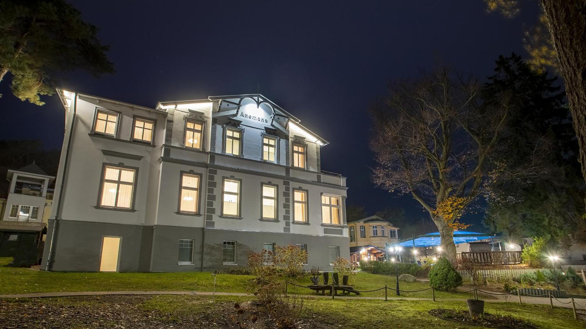 Ostseehotel Villen Im Park - Ein Rovell Hotel Heringsdorf  Bagian luar foto