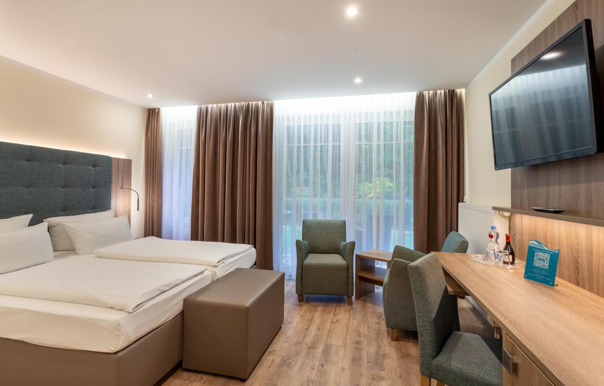 Ostseehotel Villen Im Park - Ein Rovell Hotel Heringsdorf  Bagian luar foto